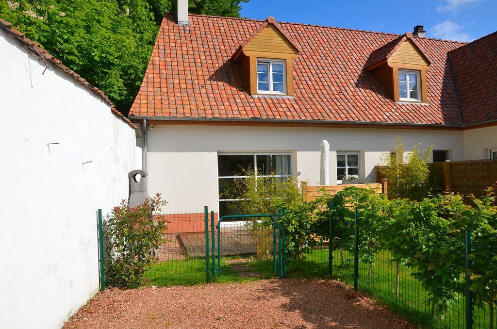 Whitley Cottage Condette エクステリア 写真